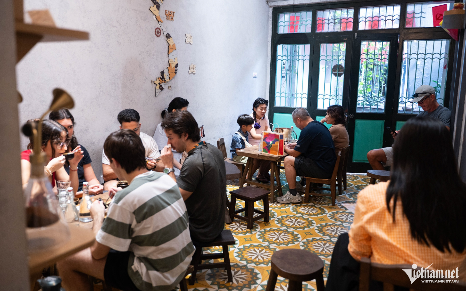 W-CÀ PHÊ NGÕ HÀNG BẠC HÀ NỘI 2.JPG.jpg