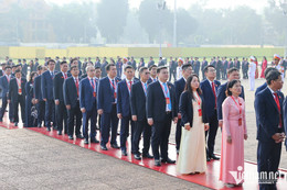 W-Lăng Bác.jpg