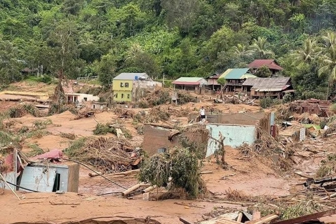 Bạn đọc tiếp tục chung tay cùng VietNamNet ủng hộ đồng bào vùng lũ lụt