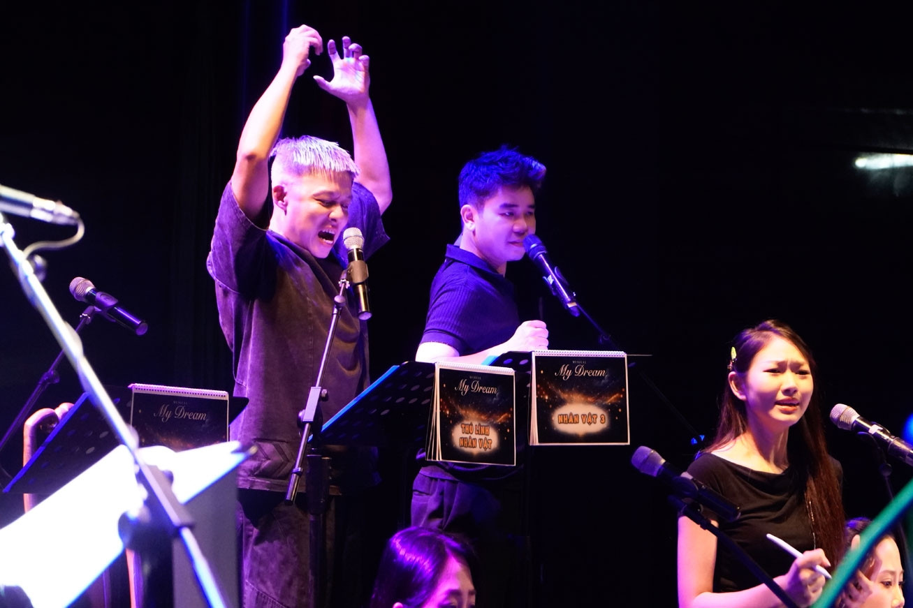 Đạo diễn Hàn Quốc dựng nhạc kịch kể nỗi đau về chất độc da cam của cô gái Việt