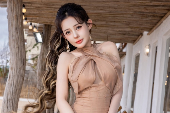 DJ Ngân 98 vừa bị bắt: Tai tiếng bậc nhất showbiz, scandal dày đặc