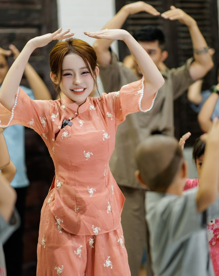 DJ Ngân 98 vừa bị bắt: Tai tiếng bậc nhất showbiz, scandal dày đặc