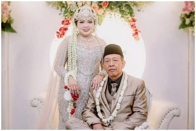 Ông lão 74 tuổi cưới vợ kém 50 tuổi, sính lễ 4,7 tỷ đồng khiến dân mạng dậy sóng