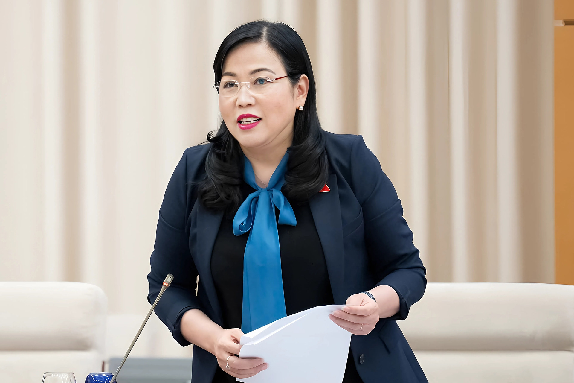 Phải luật hóa việc chủ tịch tỉnh, xã tiếp dân, tuyệt đối không được ủy quyền