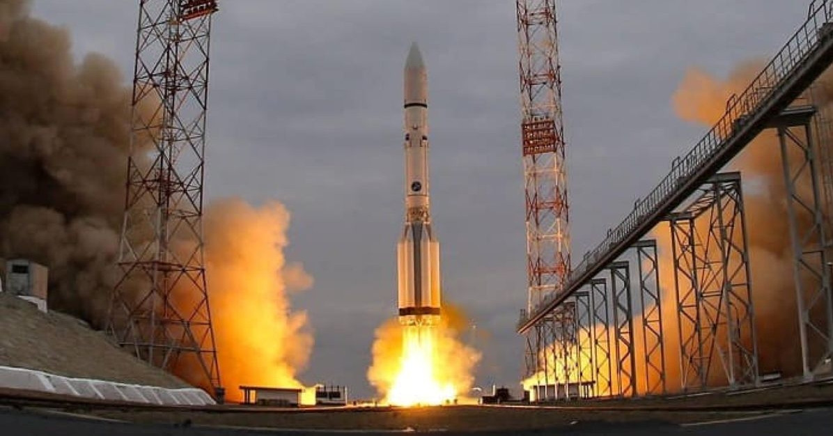 Tên lửa Soyuz-5, động cơ mạnh nhất thế giới, công nghệ tối tân Nga "rung chuyển ngành vũ trụ toàn cầu"