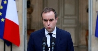 Thủ tướng Pháp để ngỏ khả năng từ chức lần nữa khi vừa được tái bổ nhiệm