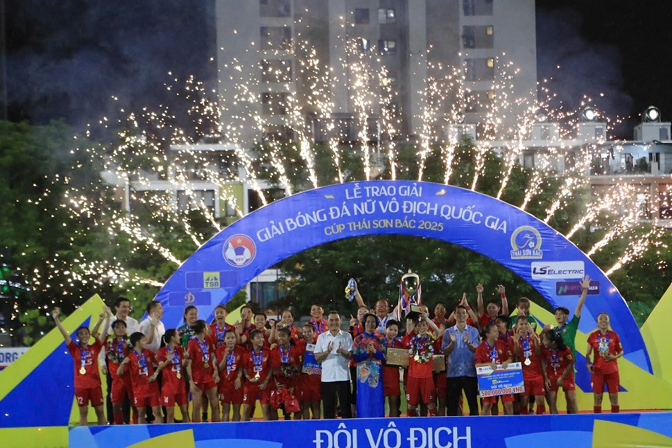 TPHCM I lập kỷ lục vô tiền khoáng hậu ở giải bóng đá nữ QG 2025