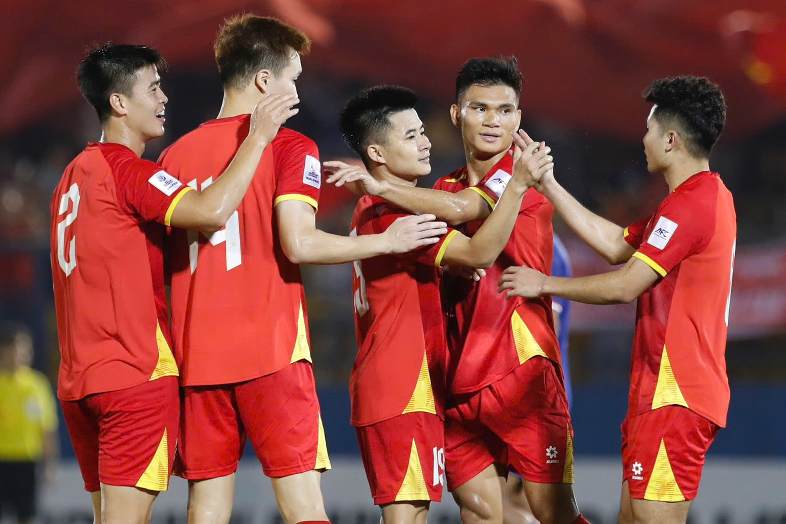 'Tuyển Việt Nam dùng cầu thủ U23 sẽ thắng Nepal 3-4 bàn'