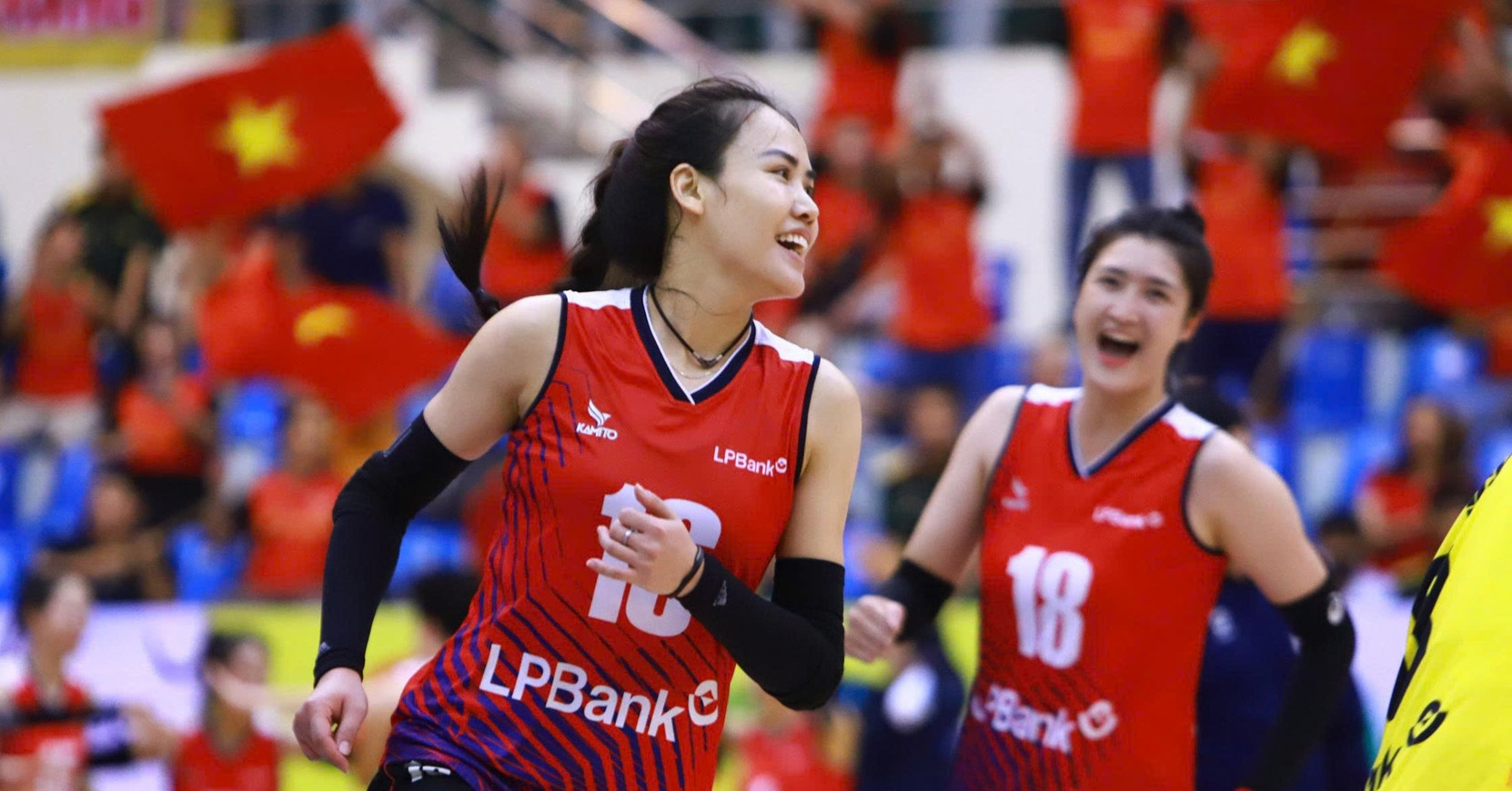 Vắng Bích Tuyền, Ninh Bình đánh bại Thông tin vào chung kết QG