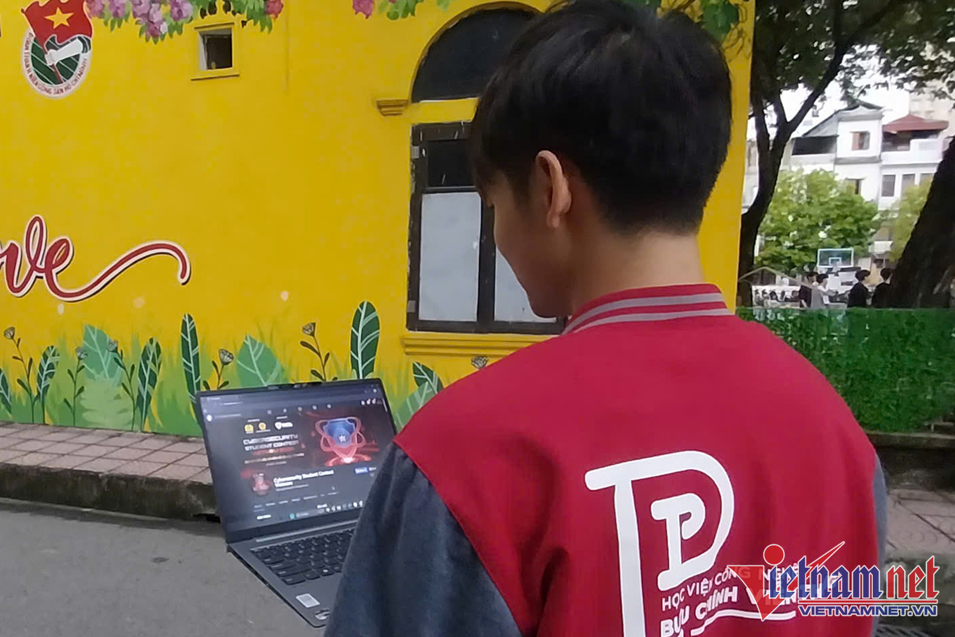 W-sinh vien An ninh mang 2025 1.jpg