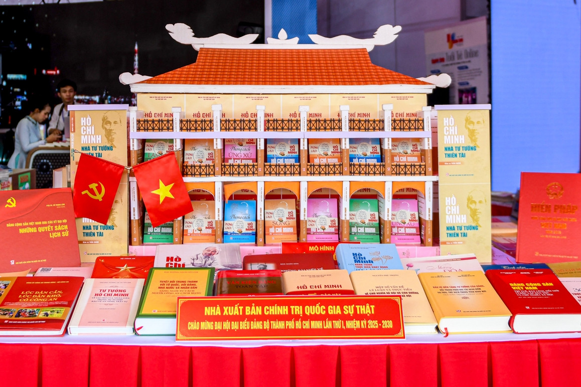 Ấn tượng không gian triển lãm Báo chí - Xuất bản tại Đại hội Đảng bộ TPHCM