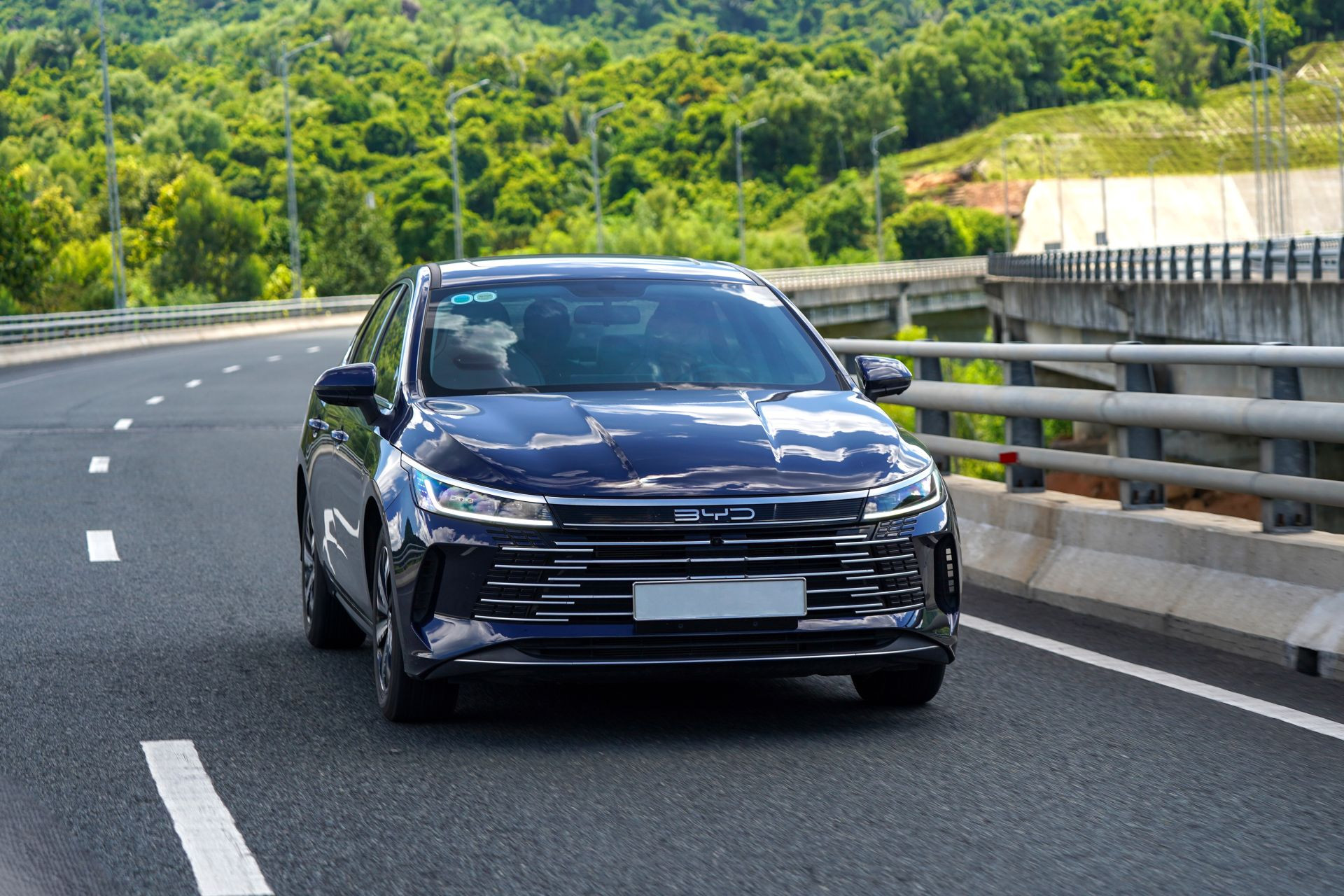 BYD DM i Super Hybrid_4.jpg