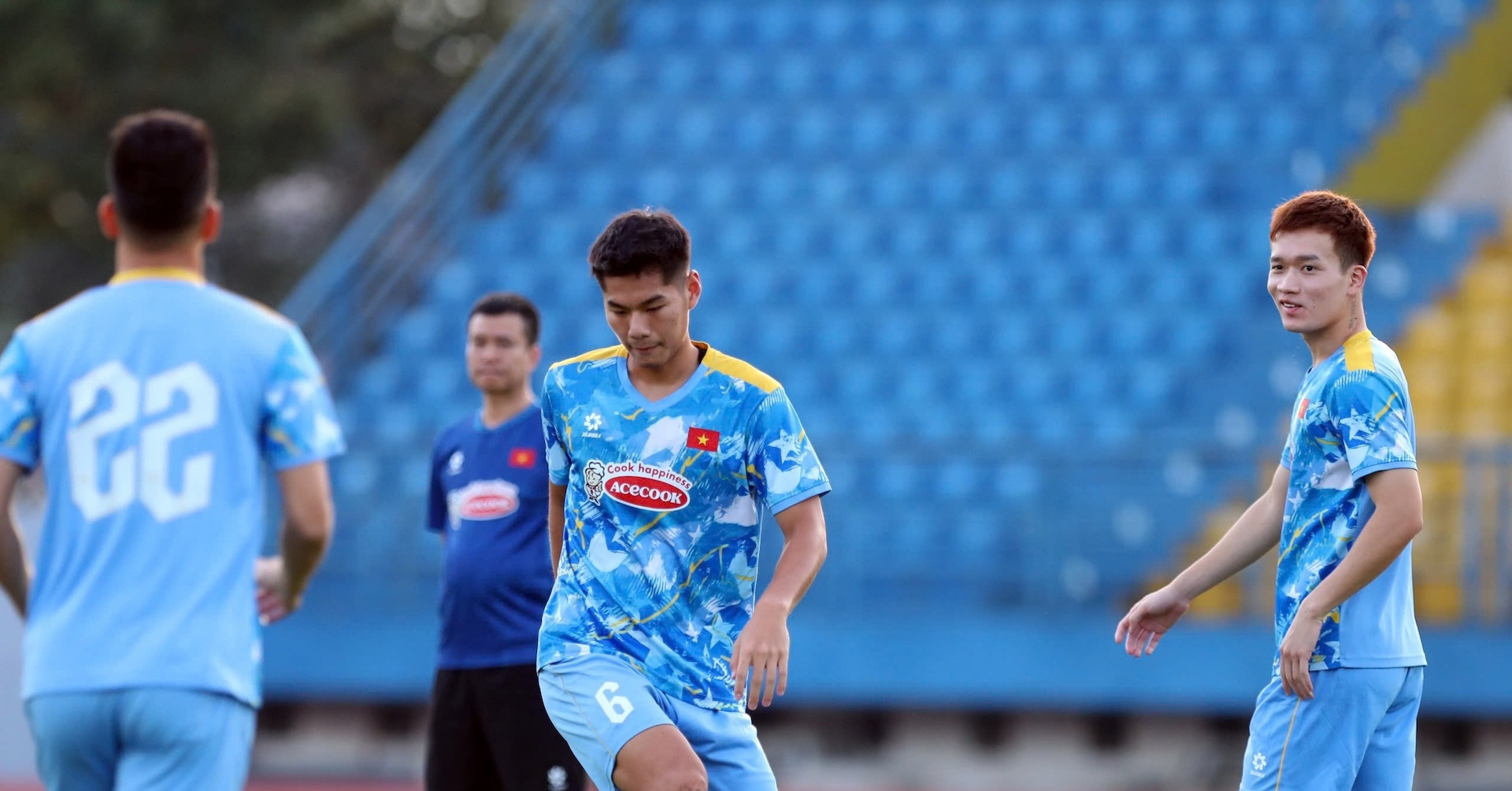 Đội hình tuyển Việt Nam đấu Nepal: Lộ diện người thay Bùi Tiến Dũng