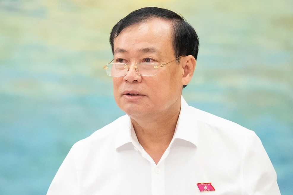 Giải quyết mấy ụ bê tông ở sân bay Tân Sơn Nhất 'cũng mất mấy năm trời'