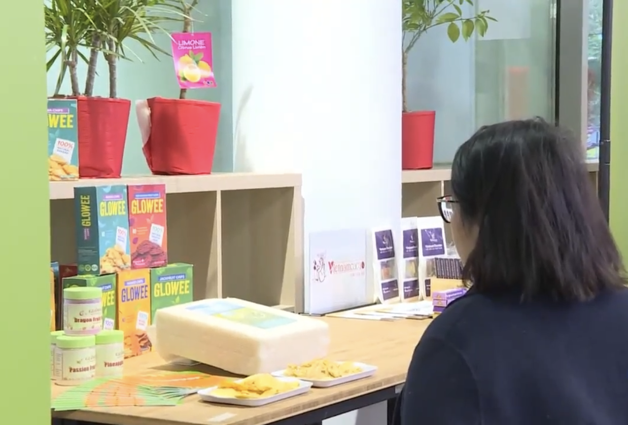 Cơ quan đại diện Việt Nam tại Pháp tiếp sức đưa sản phẩm Việt tiến sâu hơn vào thị trường châu Âu