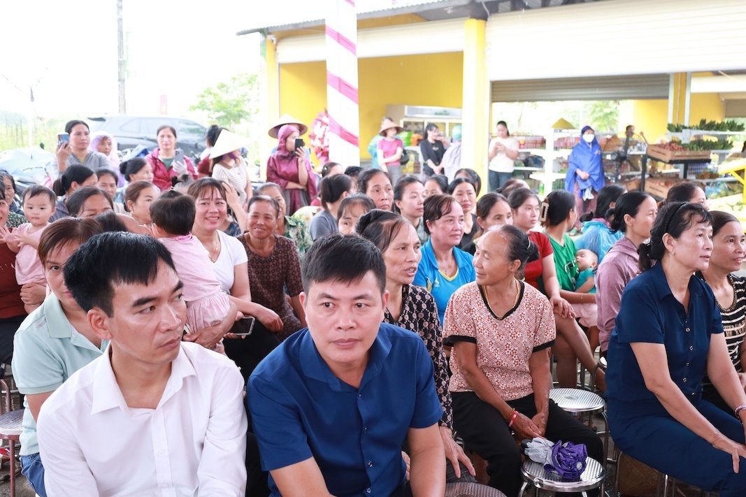 Ngày đặc biệt của người dân xã đảo ở Hà Nội