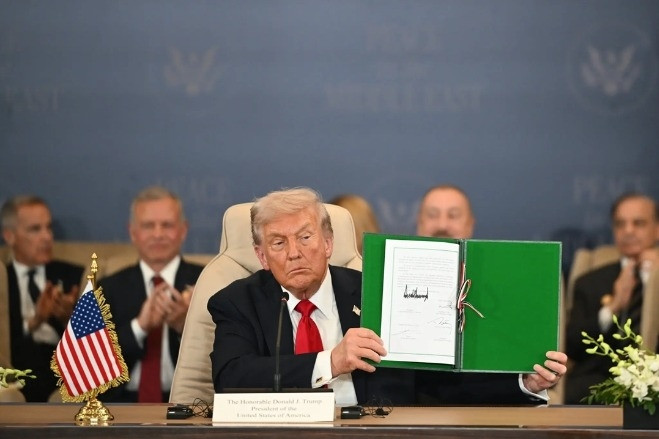 Donald Trump - Tin tức, hình ảnh mới nhất