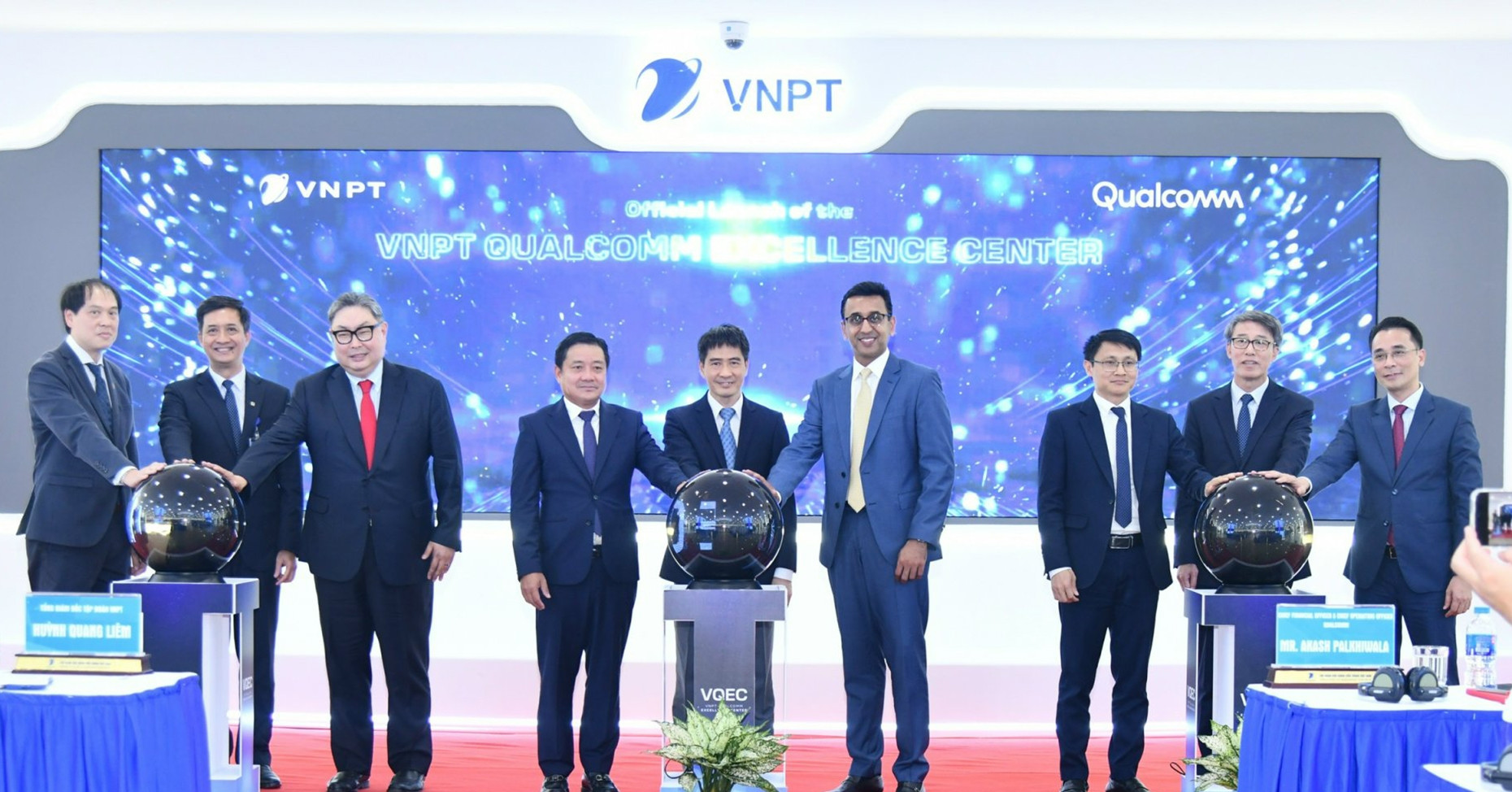 VNPT tuyên bố bước ngoặt "Techco hóa", ra mắt Trung tâm Xuất sắc cùng Qualcomm