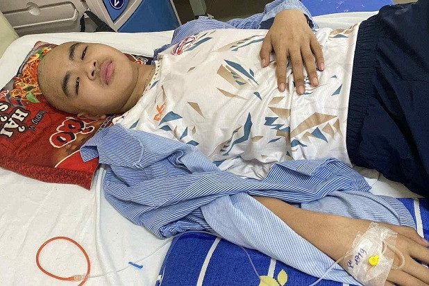 Xin giúp đỡ cậu bé 13 tuổi đang kiên cường chiến đấu với ung thư