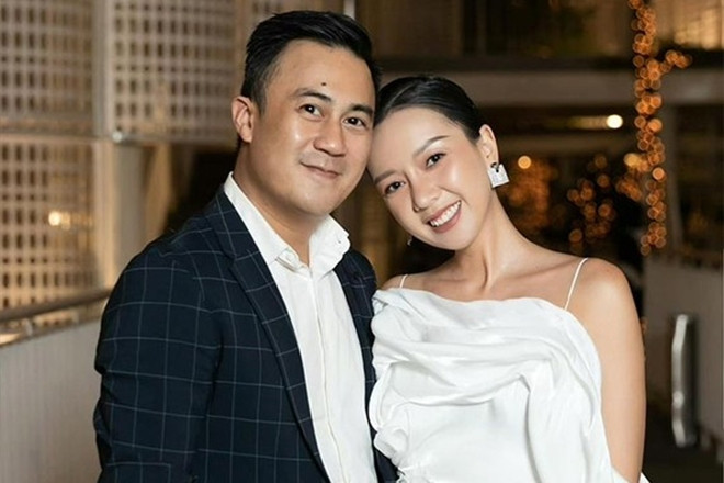 Băng Di hồi hộp khi bạn trai cầu hôn, Việt Hương hứa tặng nhẫn kim cương