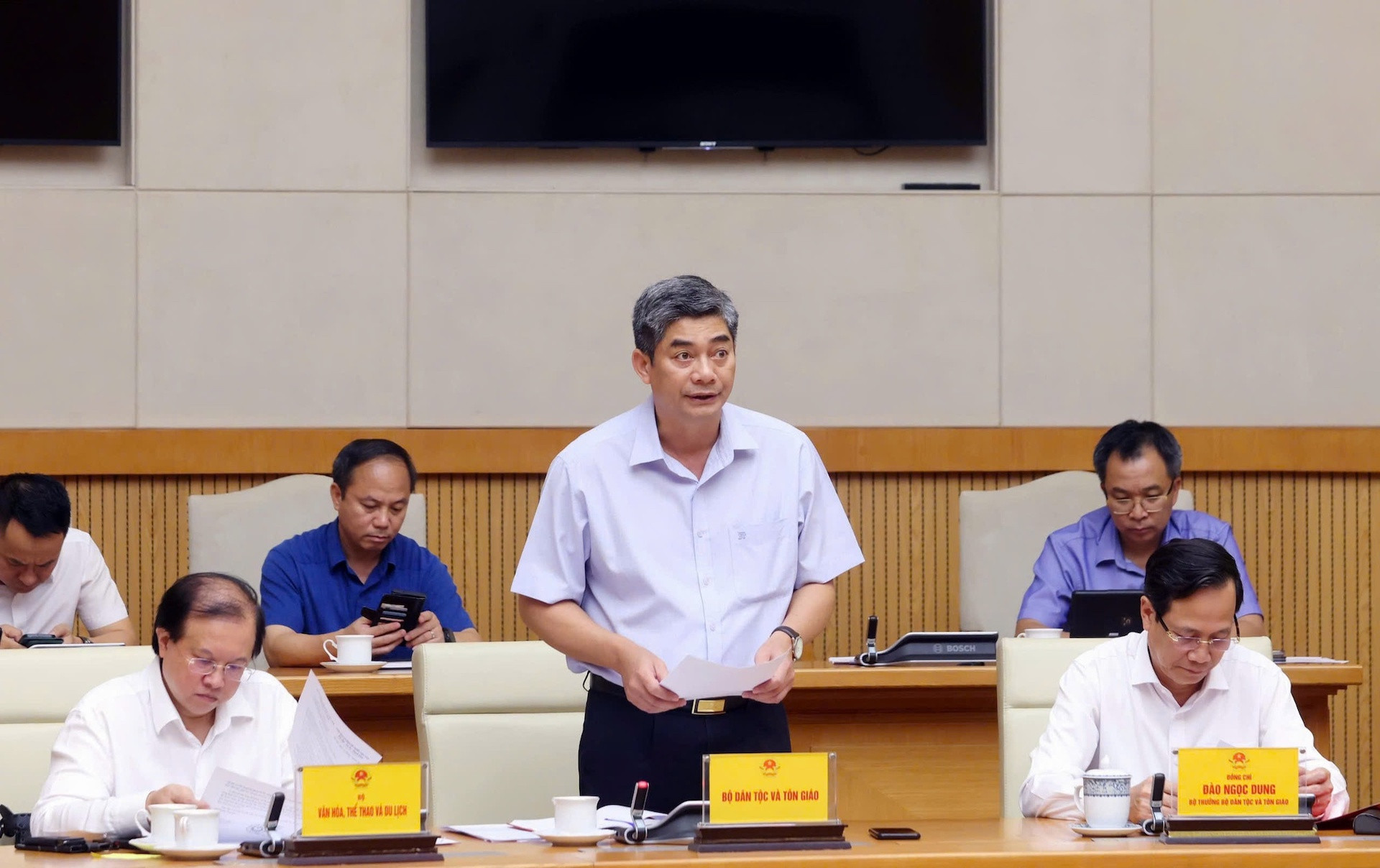 chinh phu thu truong.jpeg