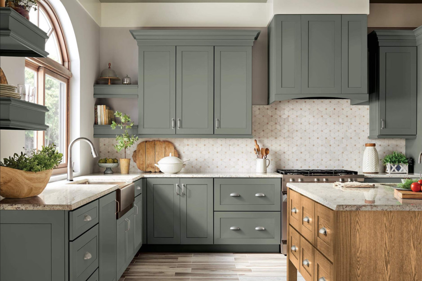 Khi hướng bếp phạm đại kỵ: Bí quyết hóa giải để giữ vượng khí và tài lộc