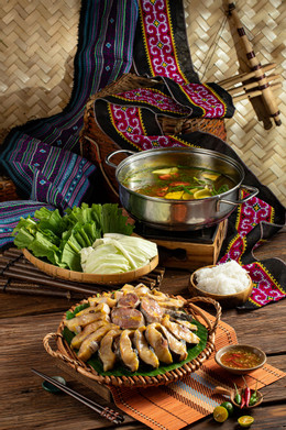 Lẩu cá tầm sapa rz.jpg