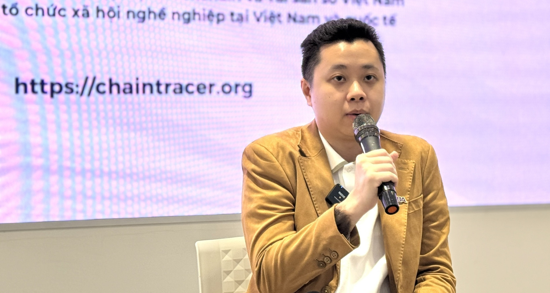 Mất chưa tới 36 tiếng để mô hình hóa dòng tiền trong vụ Shark Bình