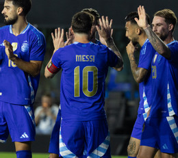 messi argentina AFA 2.jpg