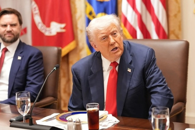 Ông Trump dọa áp thuế trừng phạt Tây Ban Nha vì không tăng chi tiêu quốc phòng