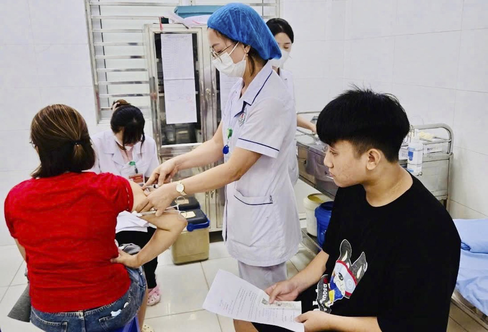 Thái Nguyên, Bắc Ninh chủ động phòng dịch, chăm sóc sức khỏe người dân sau lũ