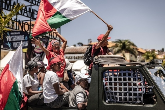 Tổng thống Madagascar bị luận tội, quân đội tuyên bố nắm quyền