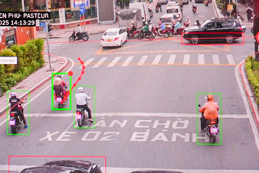 TPHCM xử lý 1.900 trường hợp vi phạm qua camera giao thông trong 4 ngày ra quân