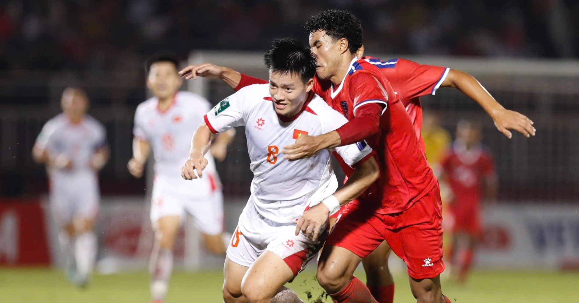 Tuyển Việt Nam thiếu nhiệt: Lỗi một phần ở HLV Kim Sang Sik