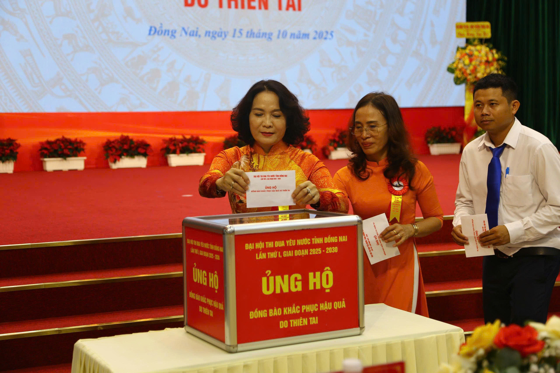 05 Thi dua yeu nuoc.jpg