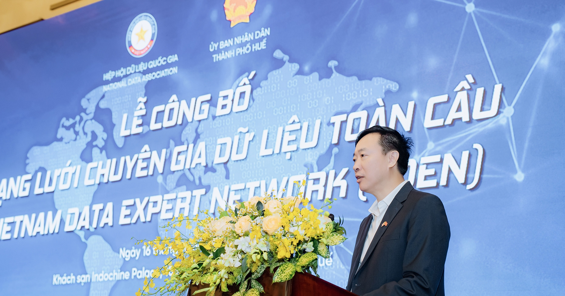 Dữ liệu là "dầu mỏ mới", nhưng cần "kỹ sư" giỏi nhất và Sandbox để khai thác