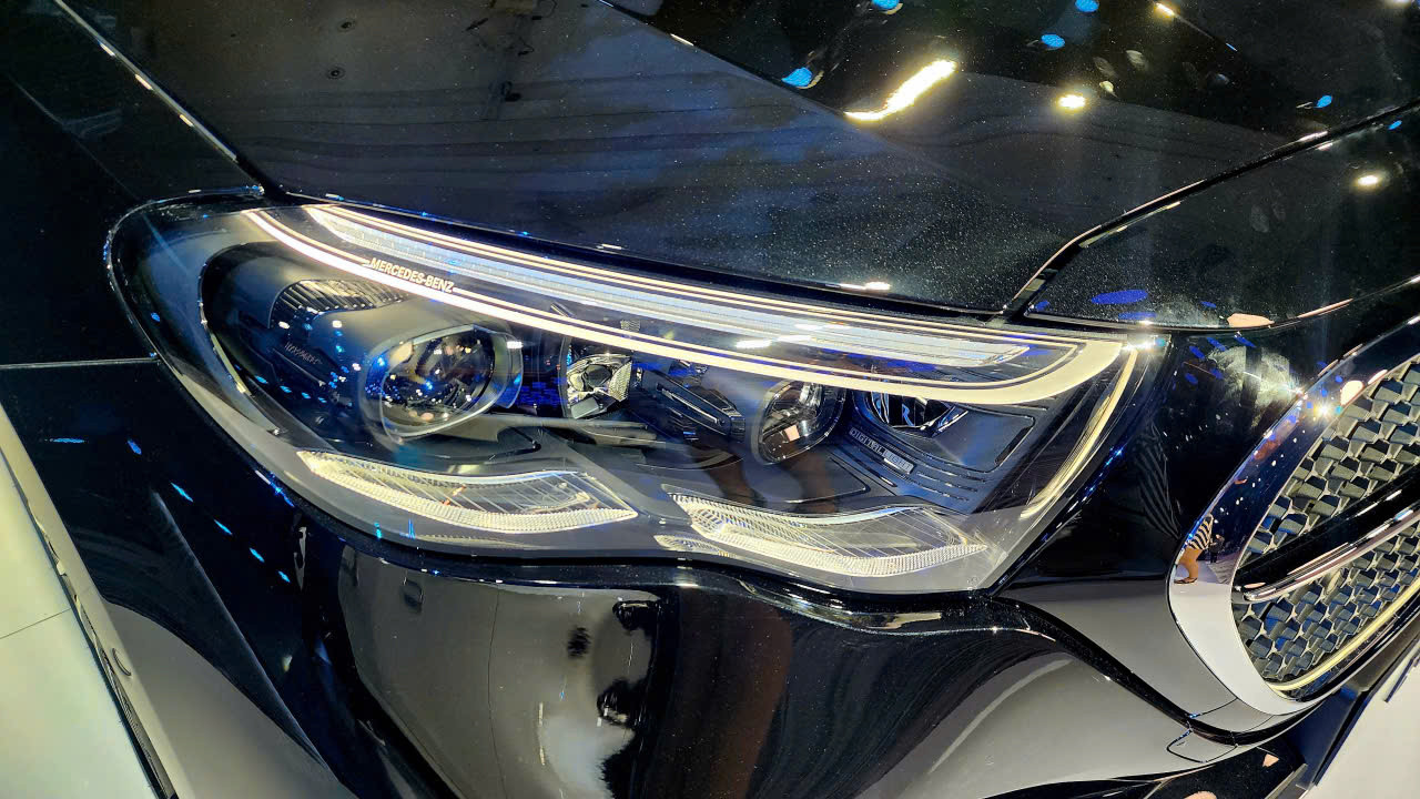 E 200 Avantgarde 4.jpg
