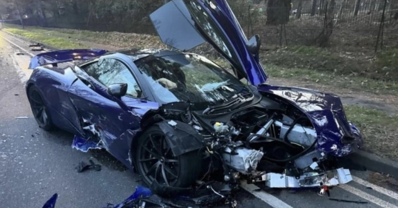 Lái siêu xe McLaren chục tỷ gây tai nạn, chủ xe lẩn trốn ...