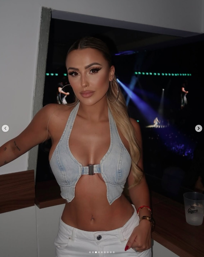 mbappe ban gai 4.jpg