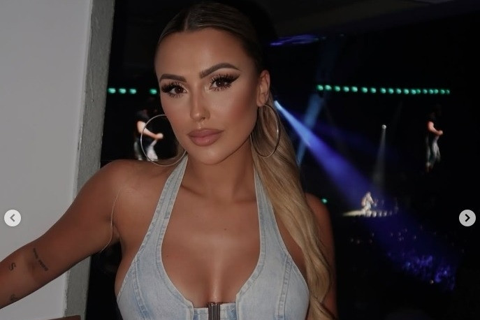 Mbappe có bạn gái mới ai cũng phải ngước nhìn