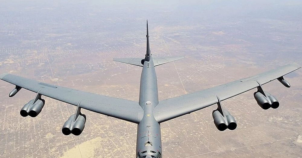 Mỹ điều 3 máy bay ném bom B-52 áp sát Venezuela