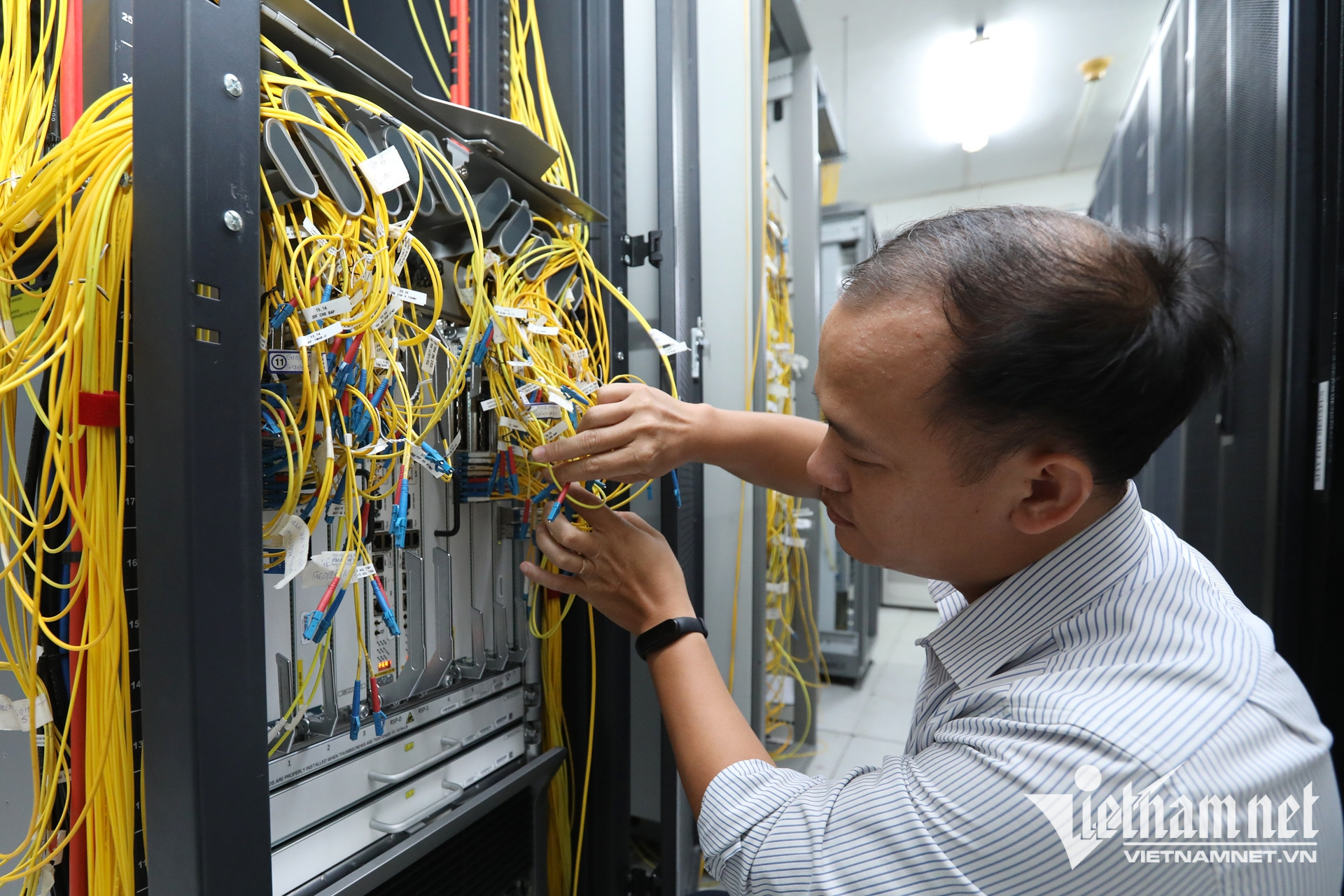 W-trung tam du lieu1 jpg.jpg