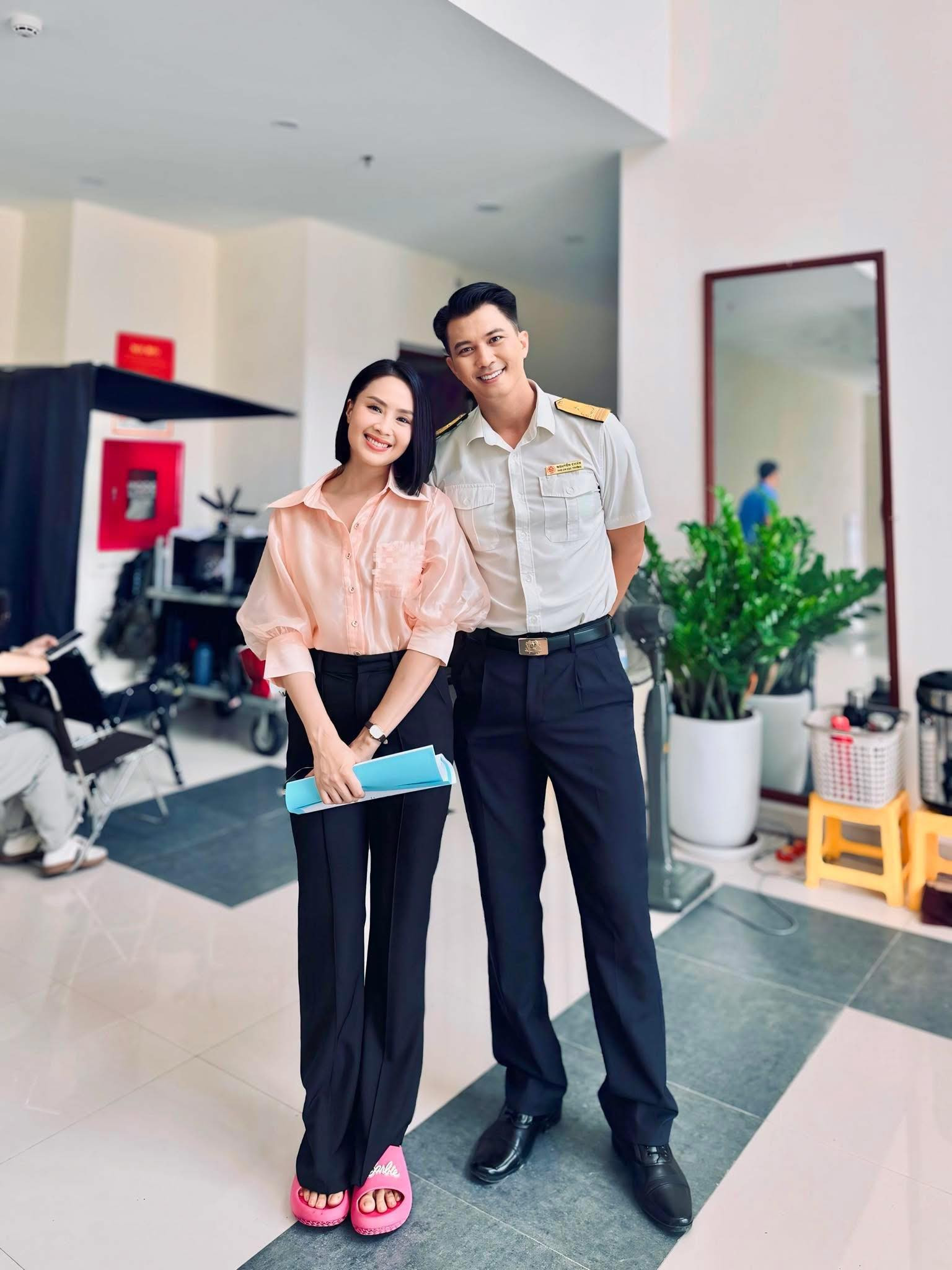 Hồng Diễm lần đầu đóng cặp với Hà Việt Dũng