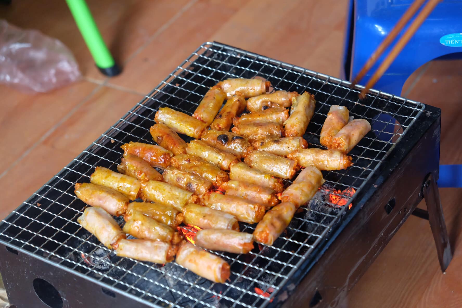 chả tôm   thu hằng.jpg