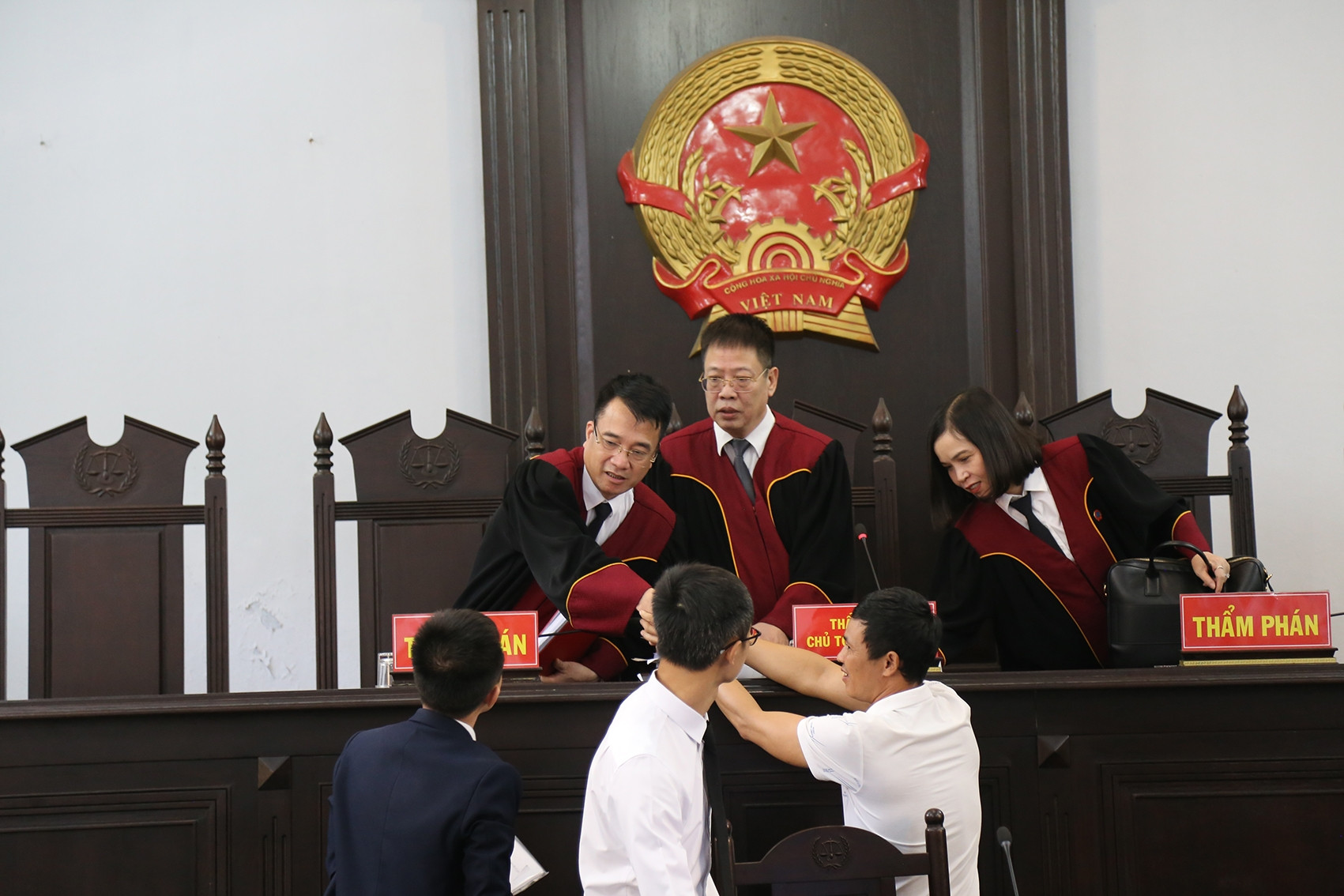 Hành động đầu tiên của ông Thái Khắc Thành sau khi được tòa miễn trách nhiệm hình sự