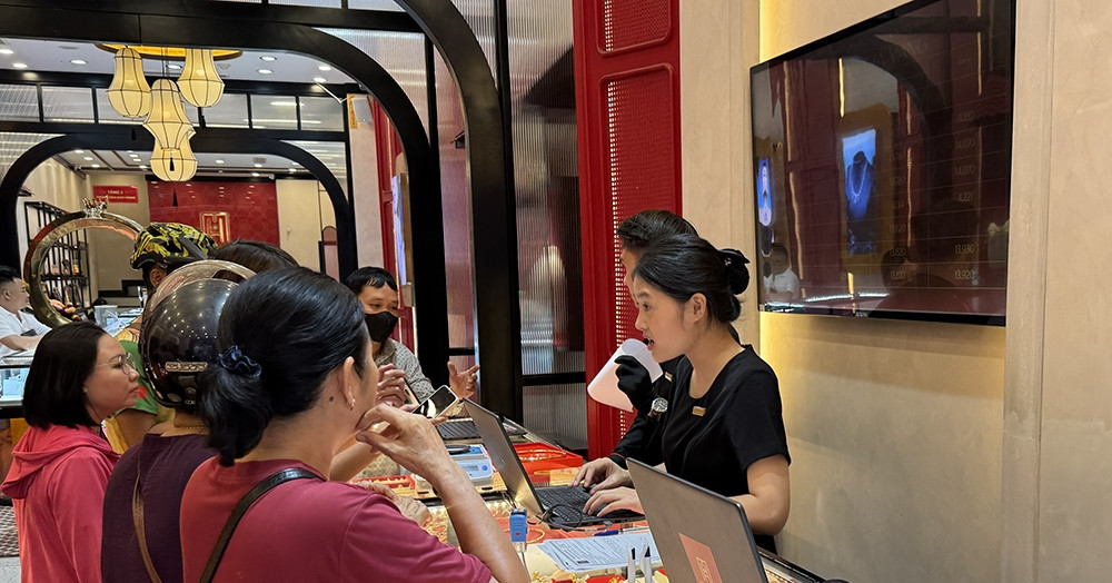 Giá vàng hôm nay 17/10/2025: Tăng liên tiếp 2 t...