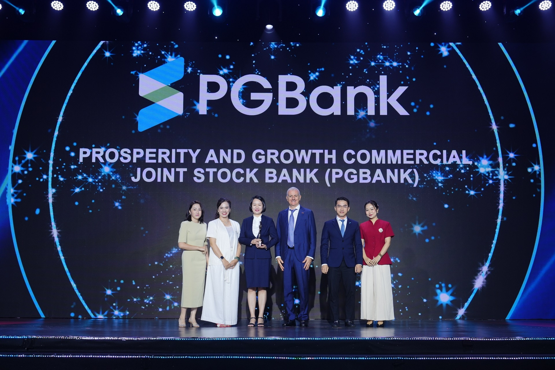 PGBank được vinh danh Nơi làm việc tốt nhất châu Á 2025