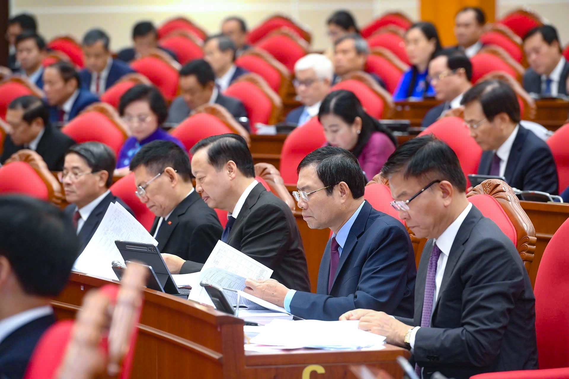 Quy định mới về tiêu chuẩn, điều kiện, độ tuổi quy hoạch cán bộ