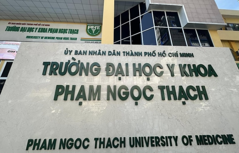 Thạc sĩ bị yêu cầu khám thính lực vì hỏi nhiều lần trong cuộc họp