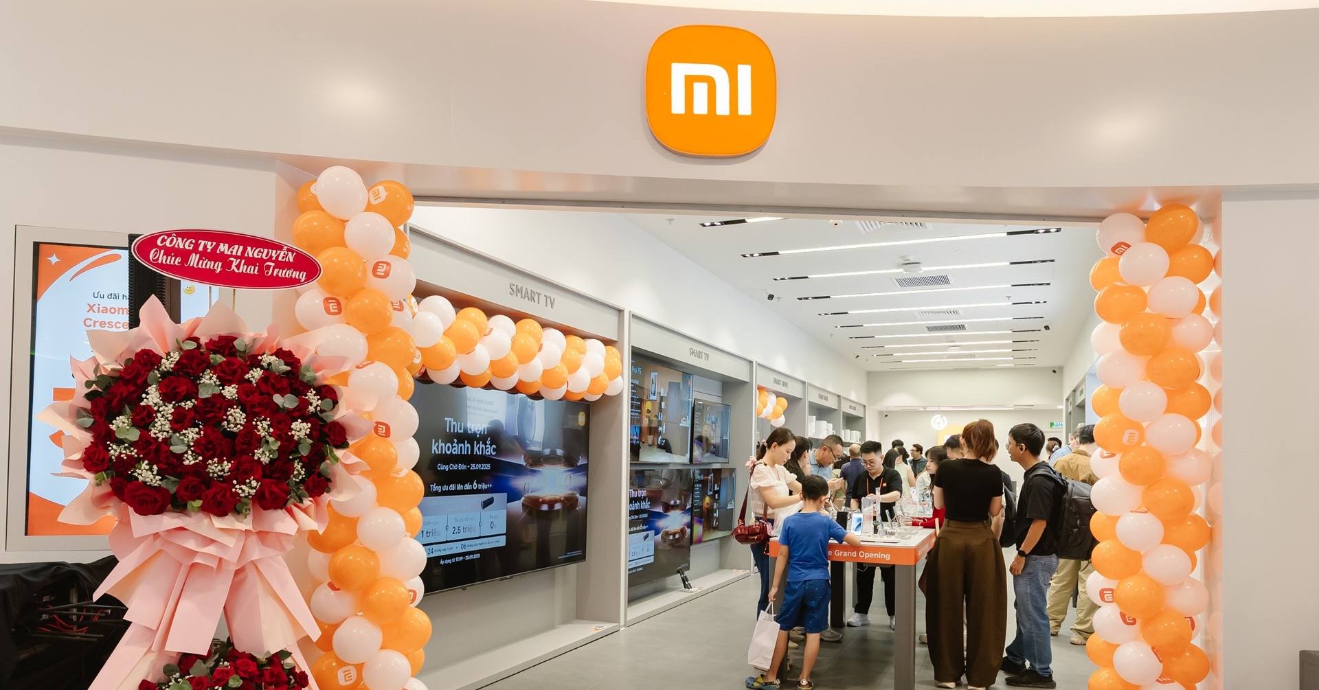 Trải nghiệm hệ sinh thái công nghệ đẳng cấp tại Xiaomi Store ở Crescent Mall